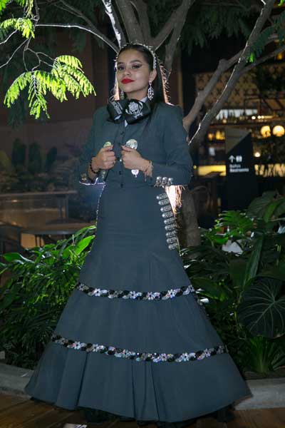 Voz-Femenina-Mariachi-Real-Medellín